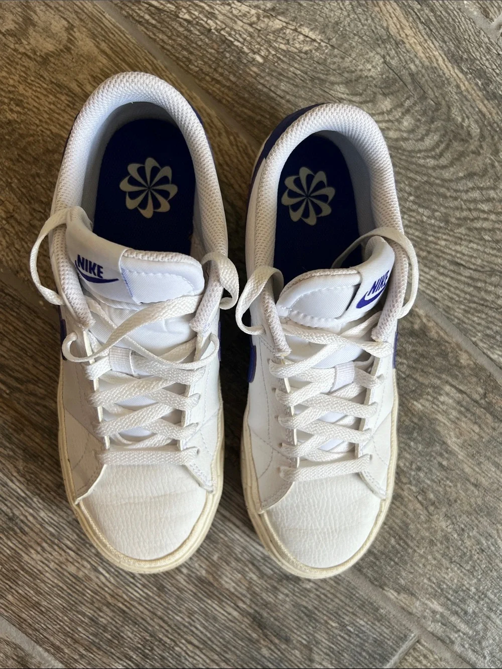 Nike Court Legacy white royal blue women’s 7.5